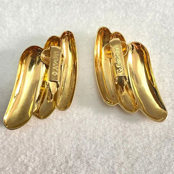 Avon Earrings Geometric Abstract Gold Tone Clip Ons Studs - Picture 5 of 7
